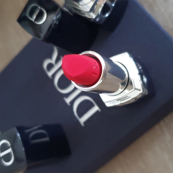 New in box never used DIOR Lipstick travel duo lip balm & 999 velvet lipstickđź’‹ - Picture 8 of 10